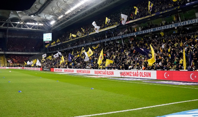 Kadıköy’de Derbi Coşkusu: F.Bahçe-G.Saray Kapışıyor!