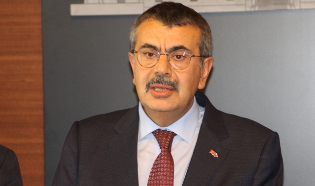 Yusuf Tekin: Deprem Sonrası Eğitime Ara Verildi