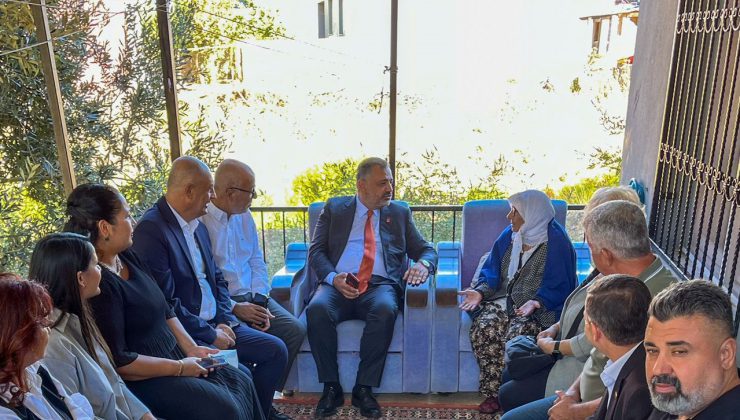 CHP’den 105 Yaşındaki Nuriye Koç’a Anlamlı Ziyaret