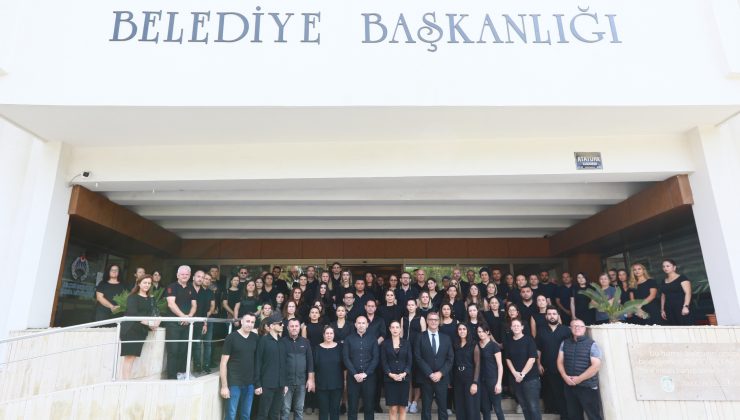 Efes Selçuk’ta Şiddete Karşı Siyah Duruş