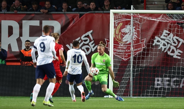 Tadic ile Fenerbahçe, Twente’de 1-1 berabere kaldı!