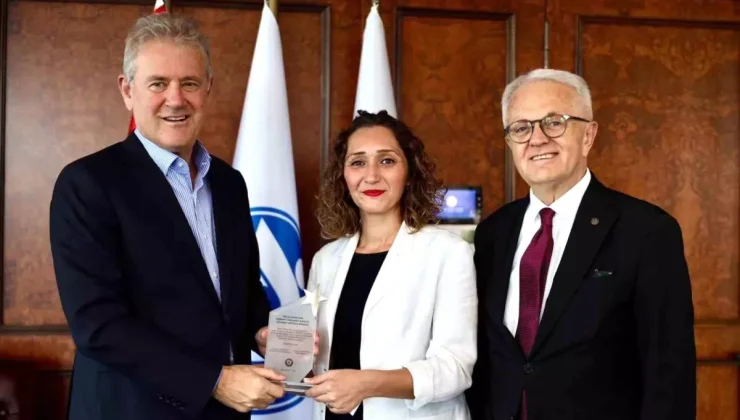 İzmir Ticaret Odası’nda 100 Bin Üye Coşkusu!