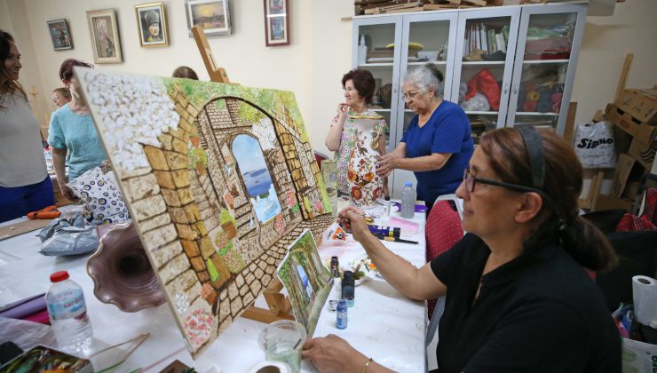 Karşıyaka 3. Yaş Üniversitesi’yle Aktif Yaşa!