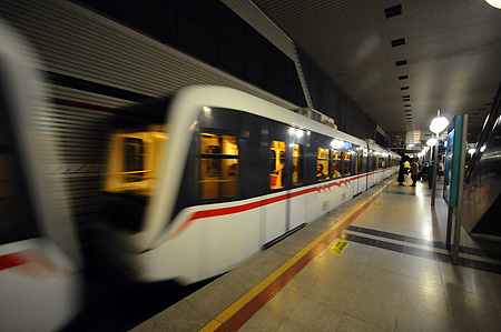 İzmir’de Yeni Metro Seferleri ile Ulaşım Kolaylaşacak!