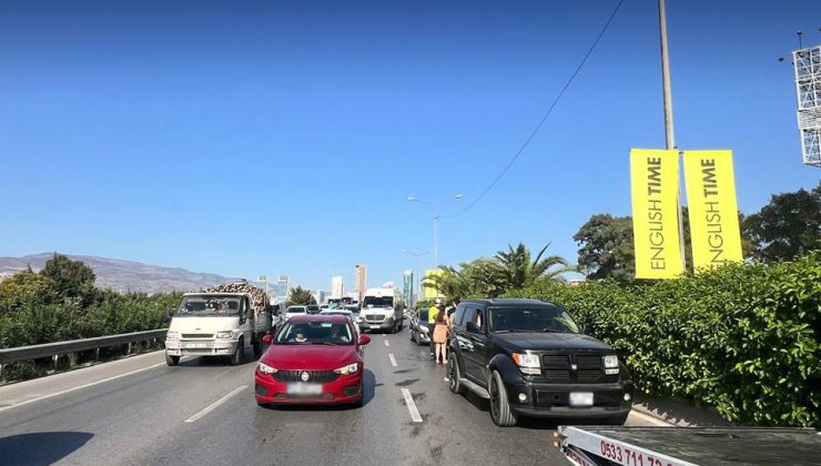 İzmir’de Mürselpaşa Bulvarı’nda Trafik Kazası!