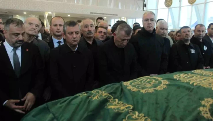 İzmir’de Onur Günay’a Duygusal Veda Töreni