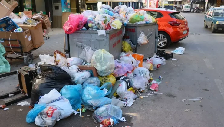 Çöp Krizi İzmir’de Büyüyor: Grev Caddeleri Kapladı!
