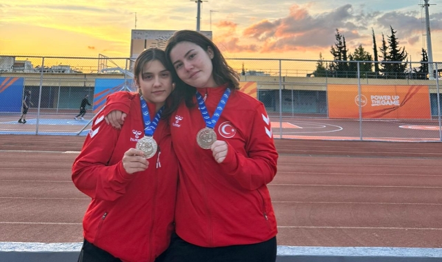 İzmirli Sporcular, Avrupa’da Gümüş Madalya Kazandı!