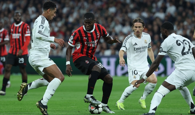 Liverpool Tüm Maçları Kazanarak Zirveye Yerleşti!