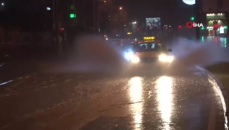 İzmir’de Sağanak Yağış Hayatı Olumsuz Etkiliyor!