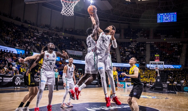 Karşıyaka, Tenerife’ye Son Saniyelerde Yenildi!