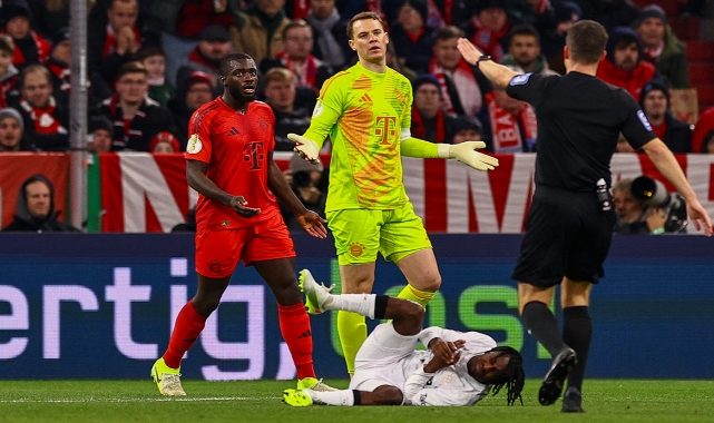 Neuer, Kırmızı Kartla Kupaya Veda Etti!