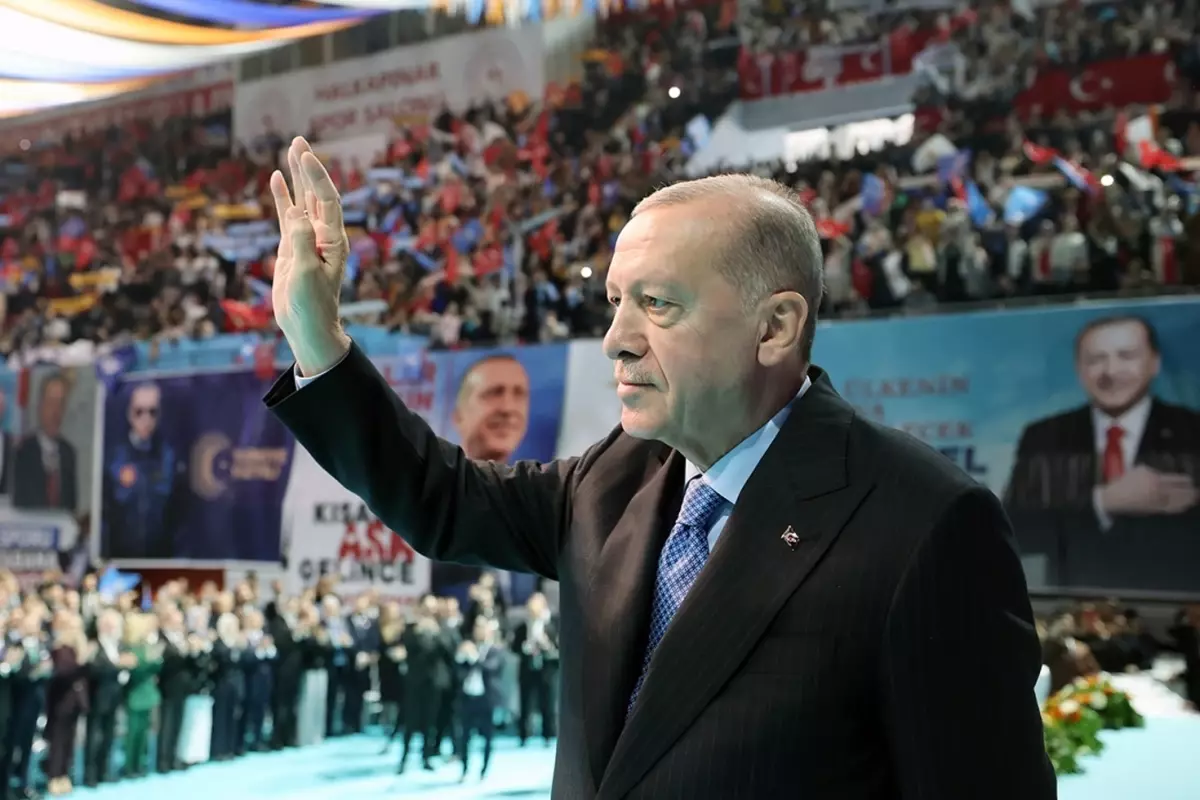 Erdoğan: İzmir Tarihinin En Karanlık Döneminde!