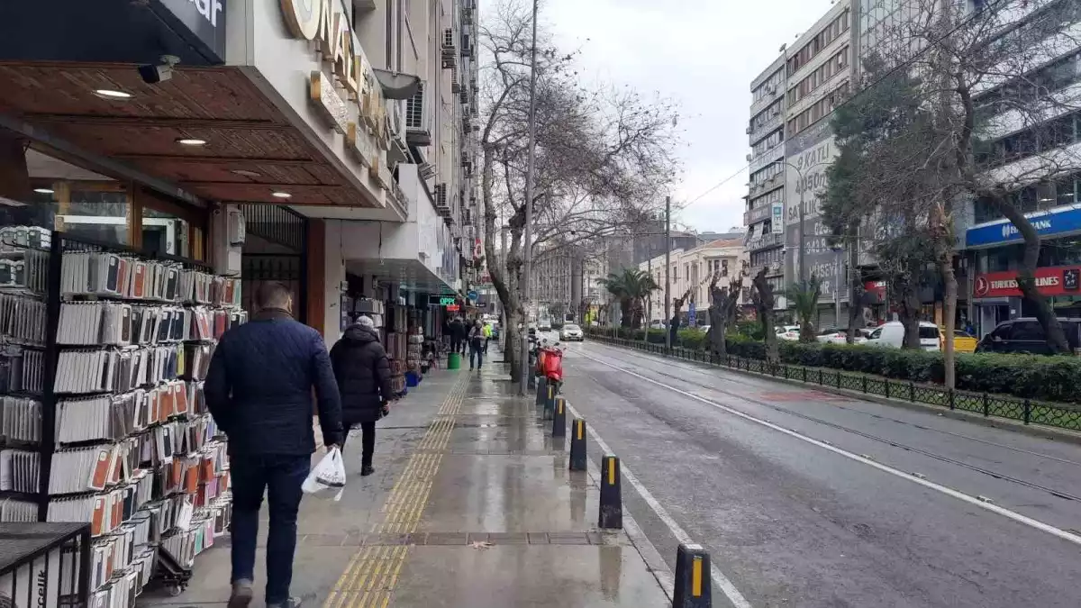 Ege’de Deprem Fırtınası: 5.2 Büyüklüğünde Sarsıntı!