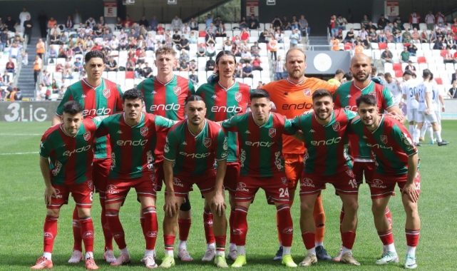 Karşıyaka 4-0 ile Zirveye Yaklaşıyor!