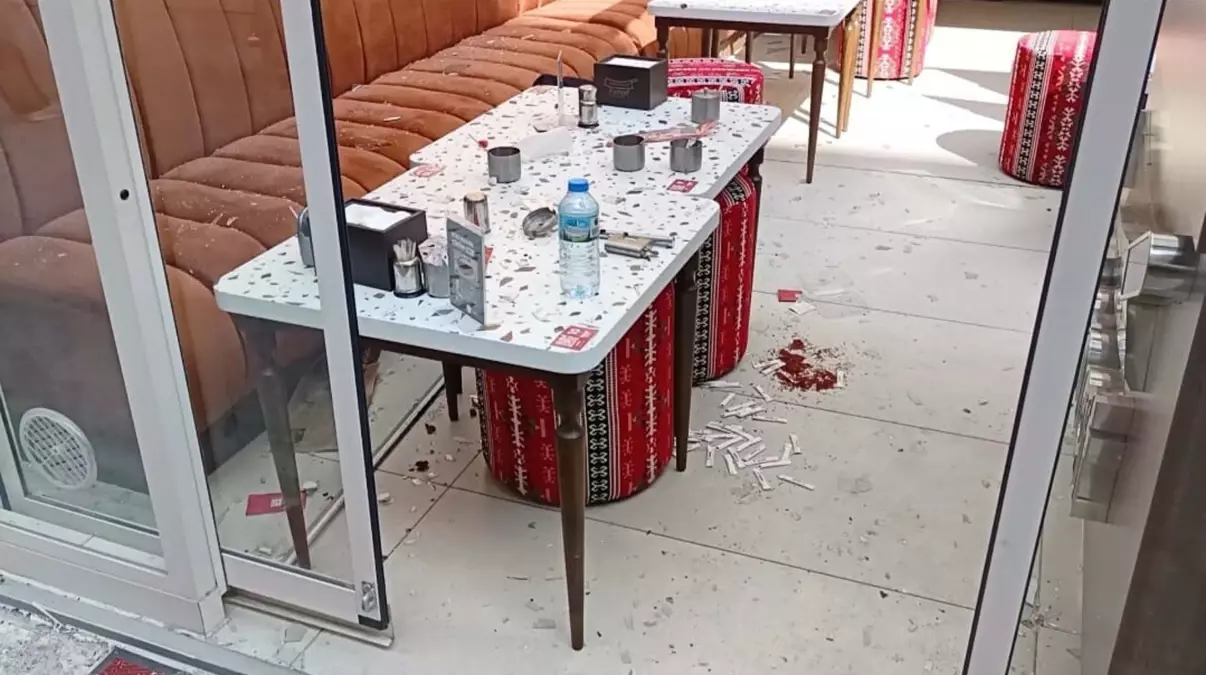 İzmir’de Gaz Patlaması: Panik Anları Kamerada!