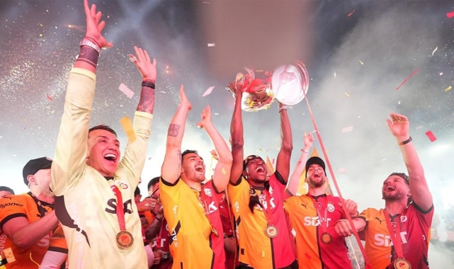 Galatasaray’la 1 Milyon Taraftarın Coşkulu Kutlaması!