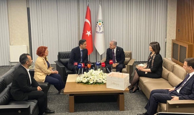 Bayramda Birlik Mesajı: Türk-Kürt Kardeşliği