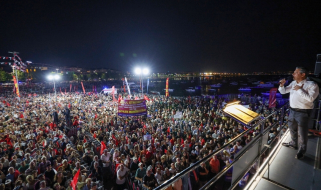 Özgür Özel: Halkın İradesine Darbe İzin Vermeyeceğiz!
