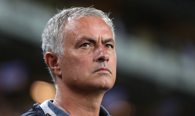 Fenerbahçe, Mourinho ile Yollarını Ayırdı!