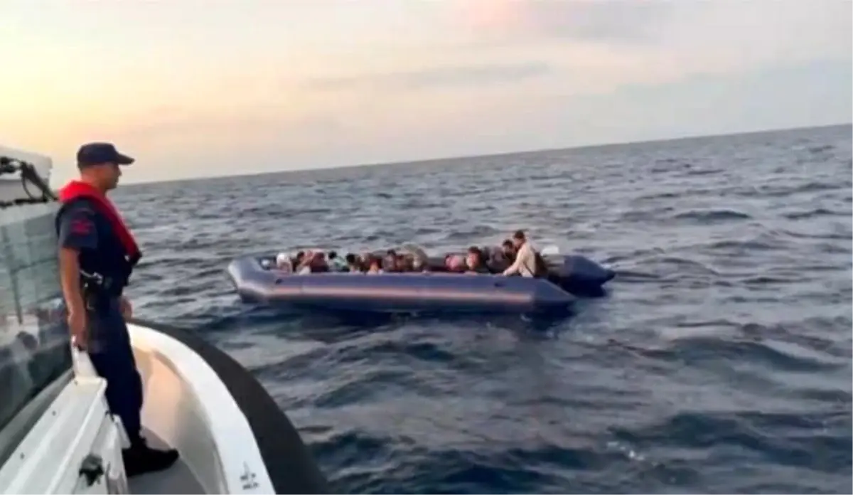 İzmir’de 138 Düzensiz Göçmen Yakalandı!