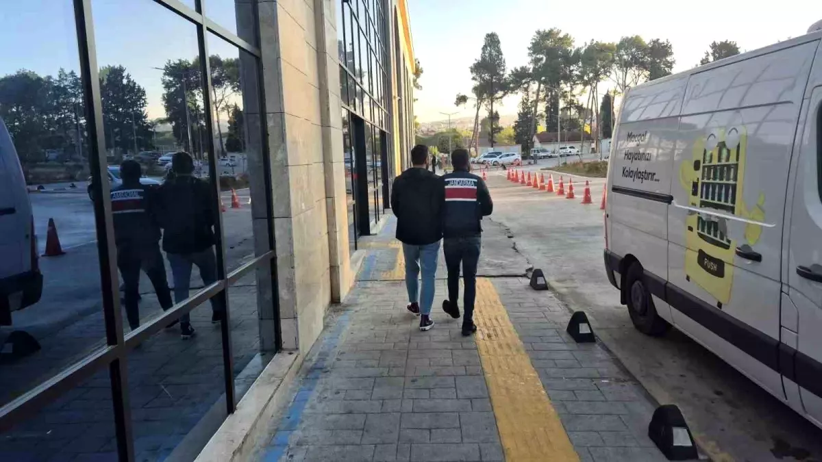 FETÖ’ye Yönelik 16 İlde Büyük Operasyon! 35 Gözaltı
