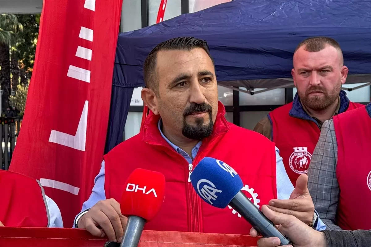 İzmir’de İşçiler Üç Aydır Haklarını Arıyor!