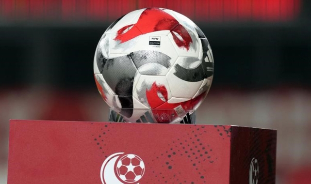 Derbide Galatasaray ve Fenerbahçe Kapışıyor!