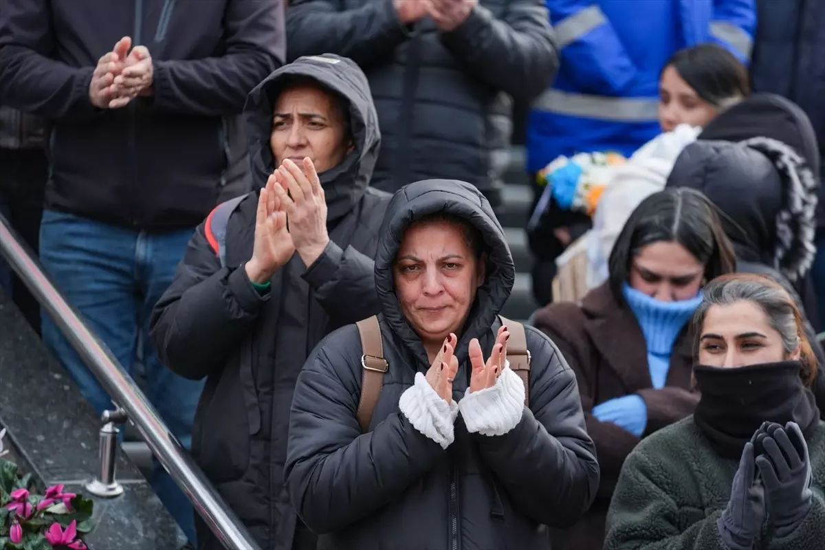 Buca Belediyesinde Maaş Eylemi Sona Erdi!