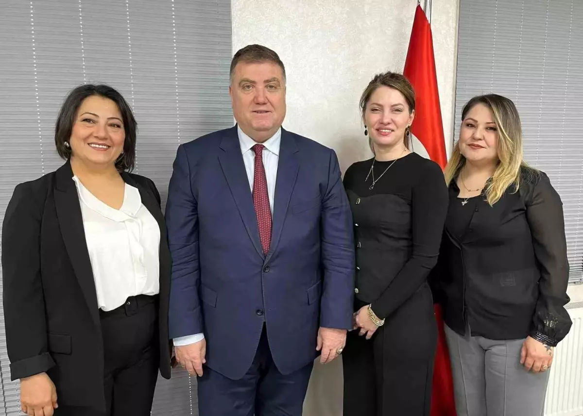 İzmir’de Kadın Şoförler İçin Tarihi Adım