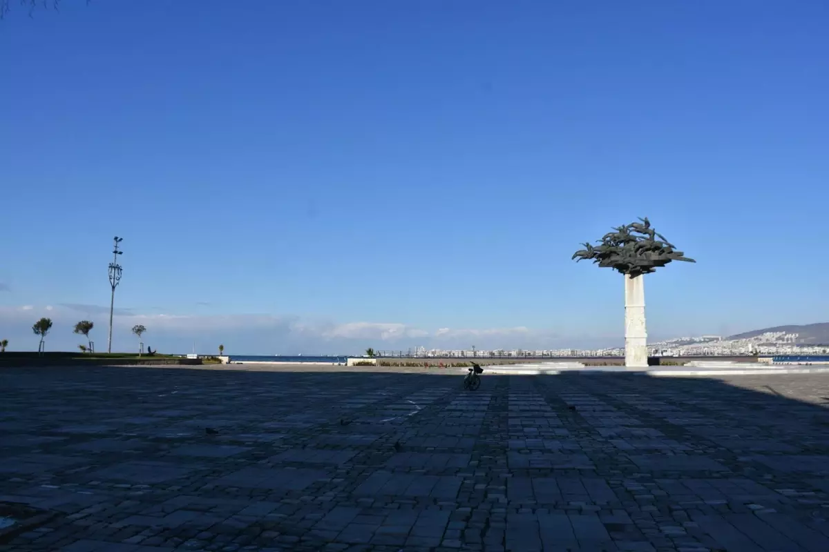 İzmir, 2026’ya Sakin Bir Başlangıç Yaptı!