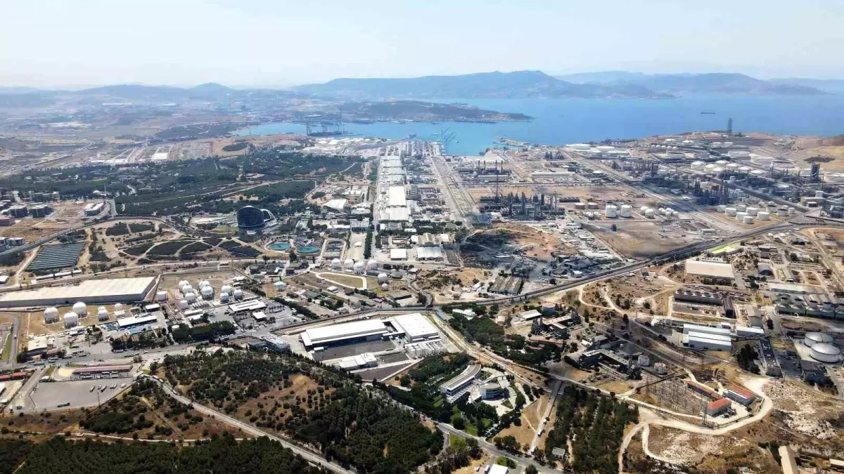 Aliağa Ekonomisi 2025’te Yüzde 17,8 Büyüdü!