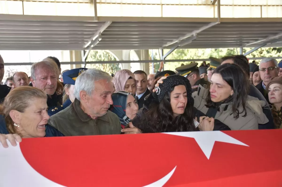 Şehit Pilot Binbaşı Bolat’a Veda Töreni Düzenlendi