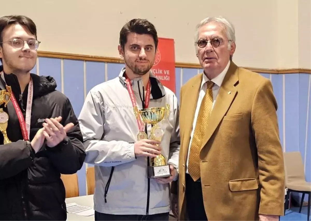 Çeşmeli Talat Yıldız, Satrançta Birinci Oldu!