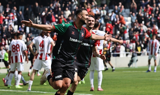 Sezgin’den Karşıyaka’ya 9 maçta 9 gol!