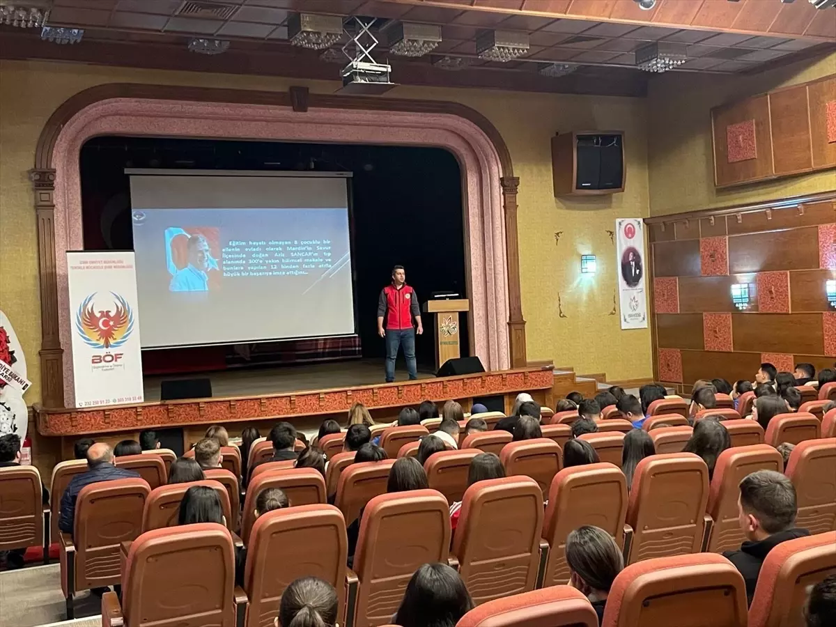 Gençler İçin Güvenlik Semineri İzmir’de Gerçekleşti!