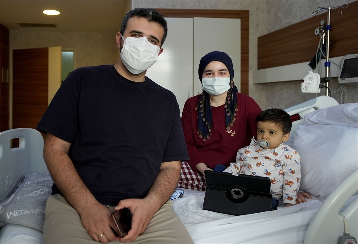 2 Yaşındaki Bebek, Annesinin Karaciğeriyle Kurtuldu!