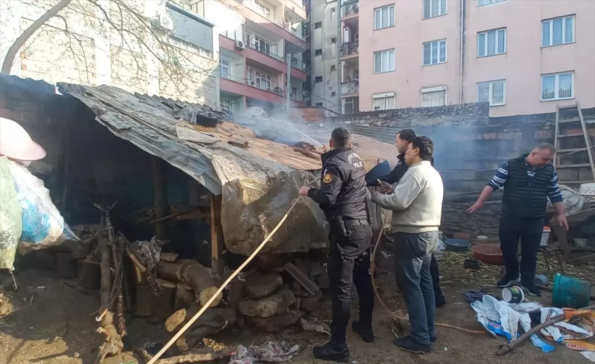 Ödemiş’te Tavuk Kümesinde Yangın Paniği!