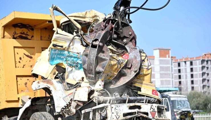 Manisa’da Sahipsiz Araçlar Tek Tek Kaldırılıyor