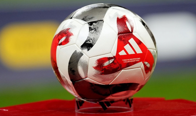 Süper Lig’de Derbi Heyecanı ve Zirve Mücadelesi!